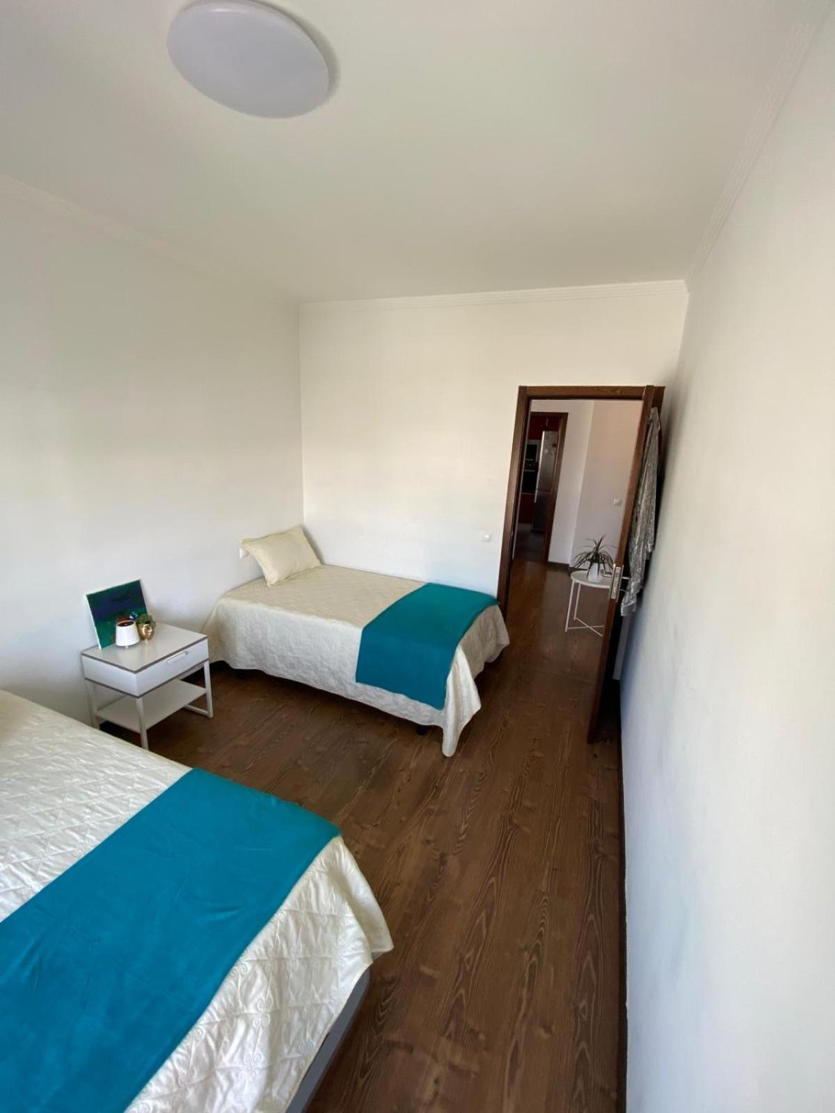Rooms In Faro Close To Airport Esterno foto